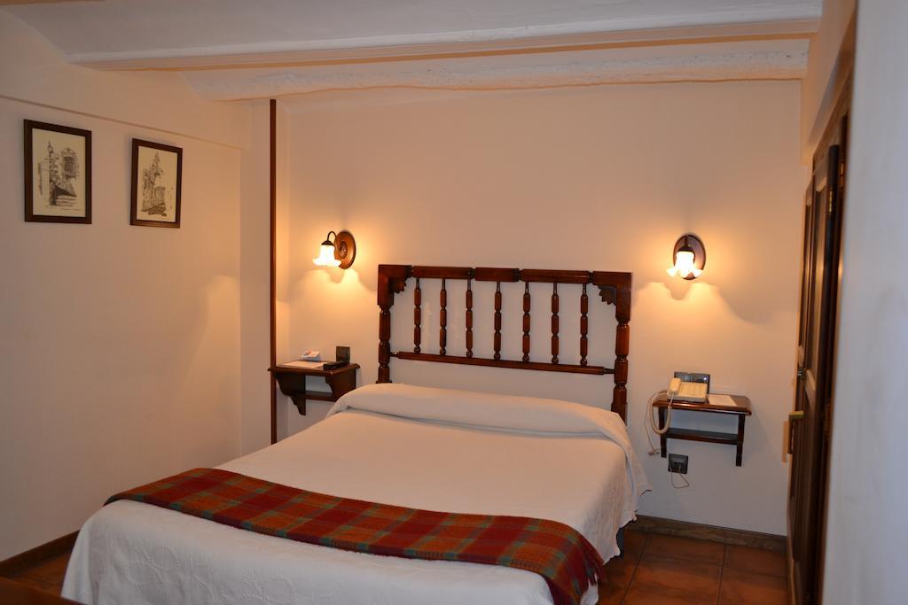 Hostal Santa Agueda Tarazona Rom bilde