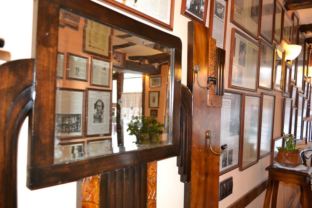Hostal Santa Agueda Tarazona Eksteriør bilde
